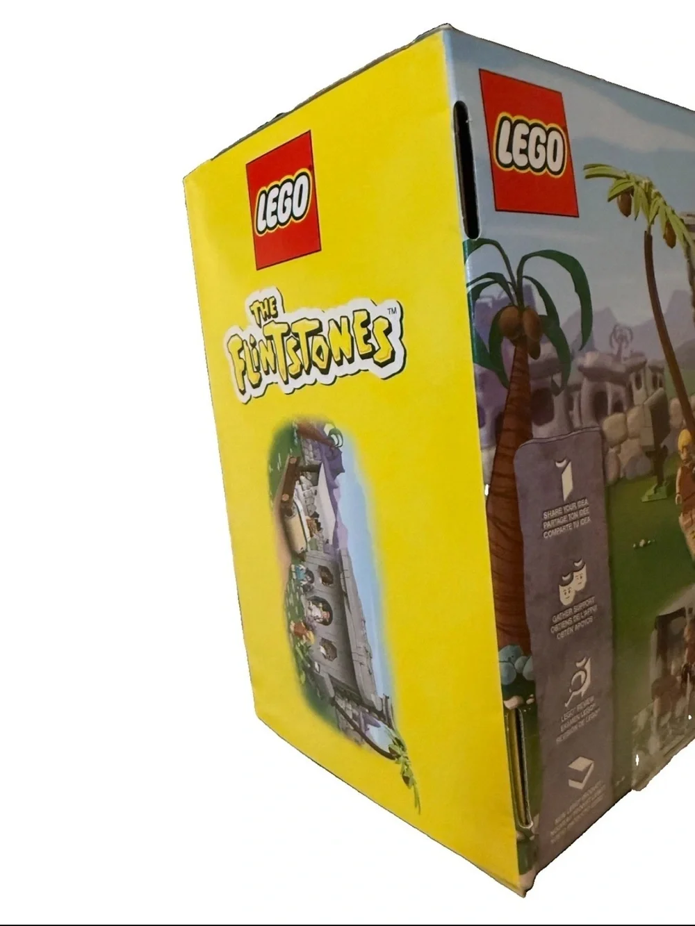 LEGO Ideas RETIRED: The Flintstones (21316) COMPLETE w Manual And Original Box